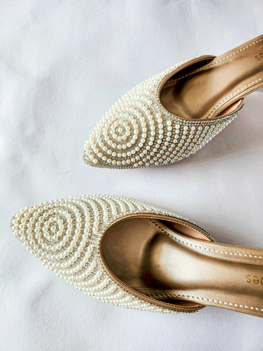 Dimond Frost: Heeled jutti with sparkling moti for ladies